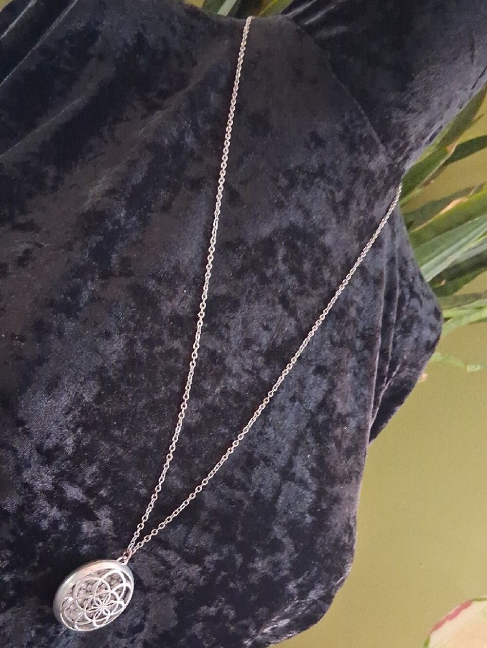 Silver Floral Medallion Pendant Necklace - Women Jewelry 28 In L. - Picture 4 of 8